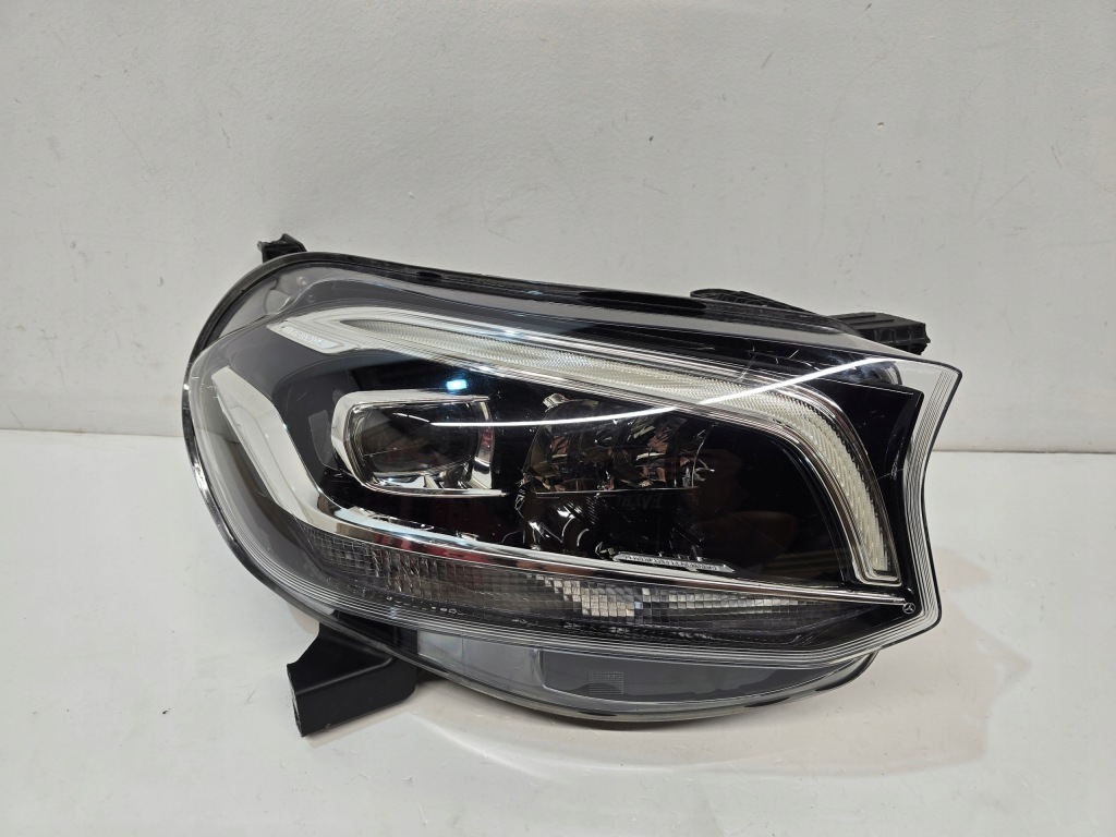 Купити Mercedes x klasa 470 фара права led a4709060900