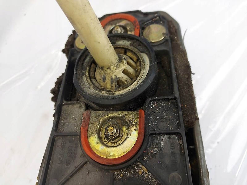 фото №7, Вибірник домкрат касета тяга перемикання передач 8d0711025q vw passat b5 3b5