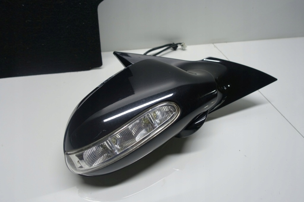 Mercedes r230 sl зеркало правое 197 Доставка