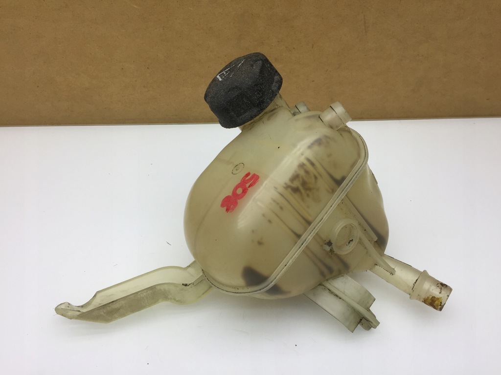 фото №1, Peugeot 508 i 2.0 hdi бачок расширительный