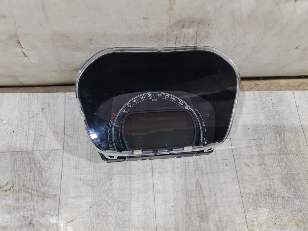 фото №1, Toyota aygo x 2022 счетчик приборы