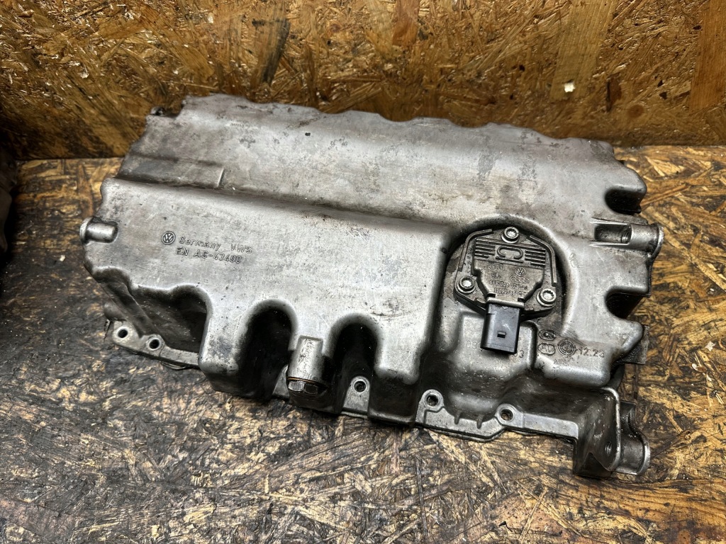 Купити Піддон масляна audi vw seat skoda 1.6 1.9 2.0 tdi 03g103603ad