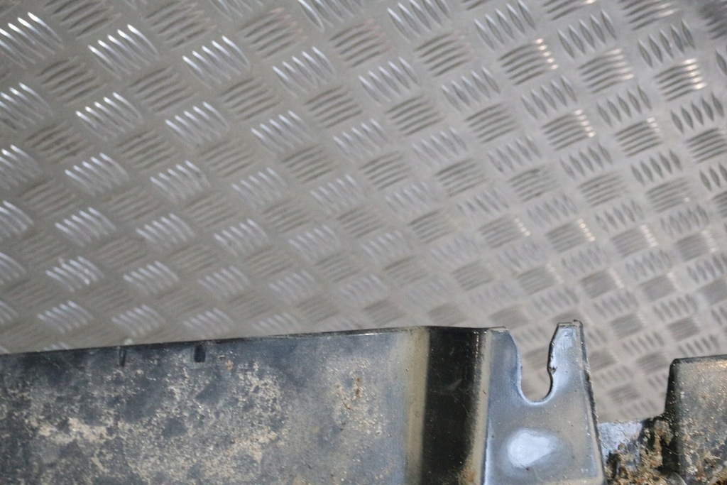 фото №7, Podswietlna правая молдинг порог mercedes sl 232 r232 amg