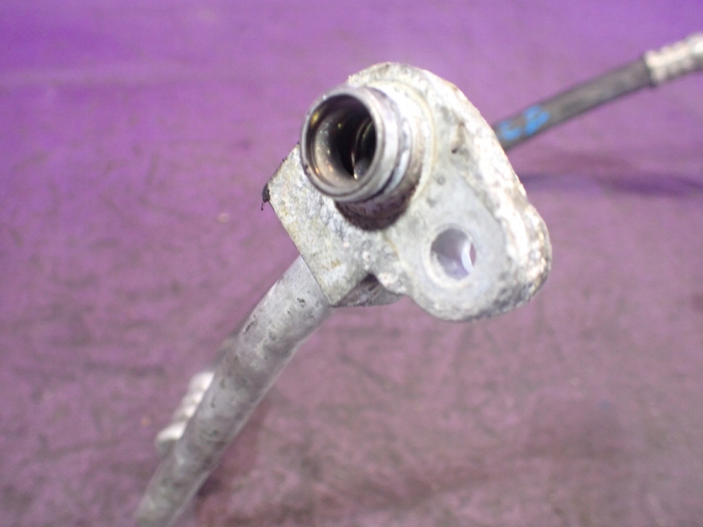 фото №3, Toyota corolla verso ii 01- 2,0 d4d шланг wąż труба кондиционера eu