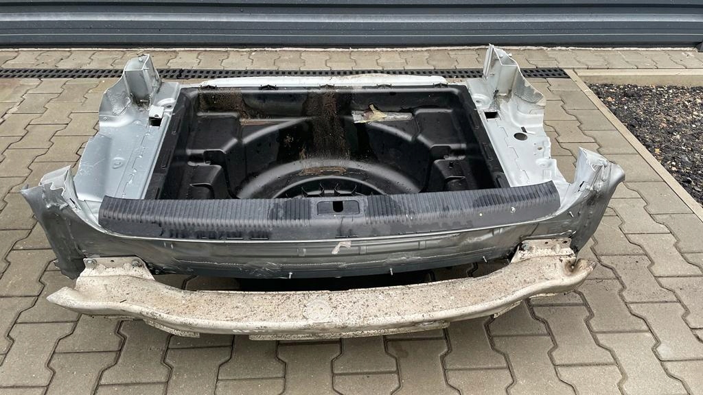 фото №4, Audi a8 d3 pas задній піддон чверть задня