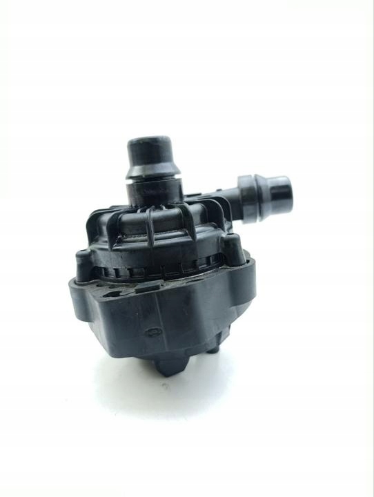 Дополнительная насос воды jeep grand cherokee v 2022 68381479ab Оригинал