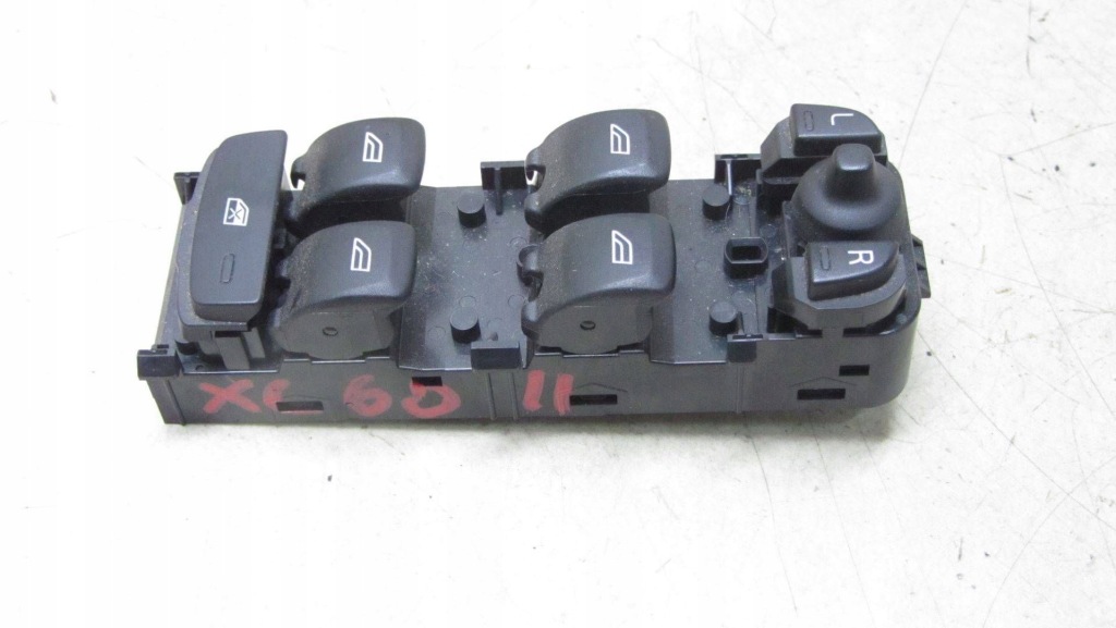 Купити Volvo xc60 2 перемикач вікон лівий 31433406