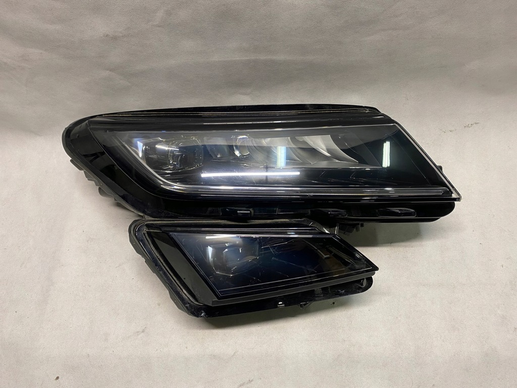 фото №1, Фара правый перед skoda kodiaq full led