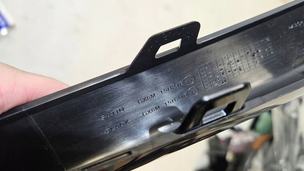 Молдинг бампера перед правая jaguar xf sport gx6m-15b216-ab с Разборки