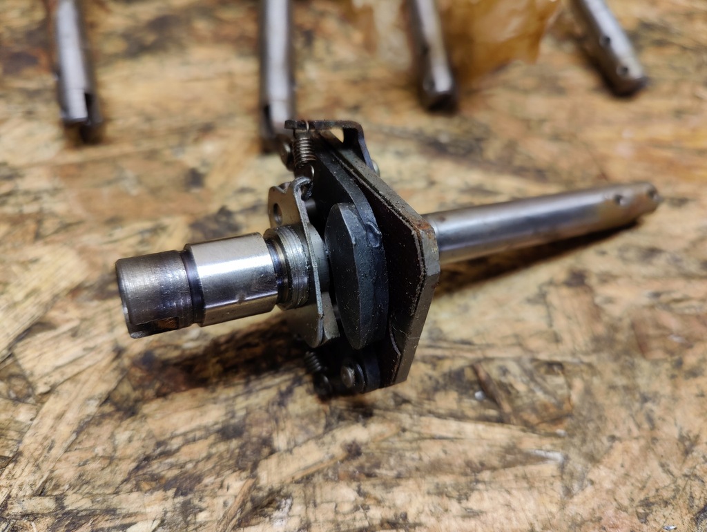 фото №6, Вал oś апарата запалювання warszawa żuk nysa