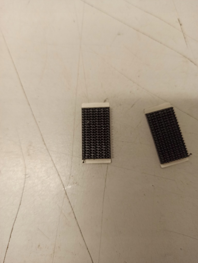 Купити Ремені кріпильні скло перед merc a1246710093 комплект