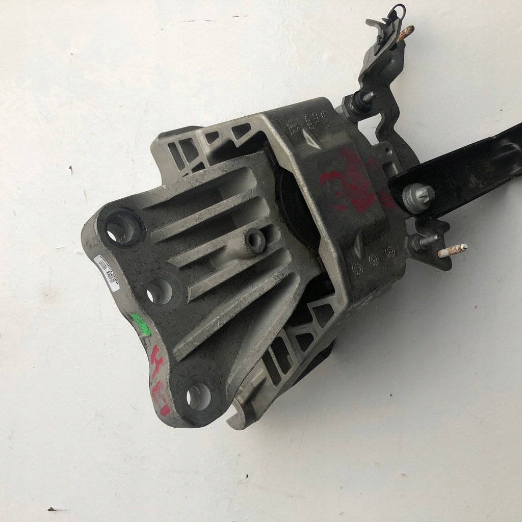 фото №1, Jeep compass ii кронштейн подушка двигателя 1.3 hyb.