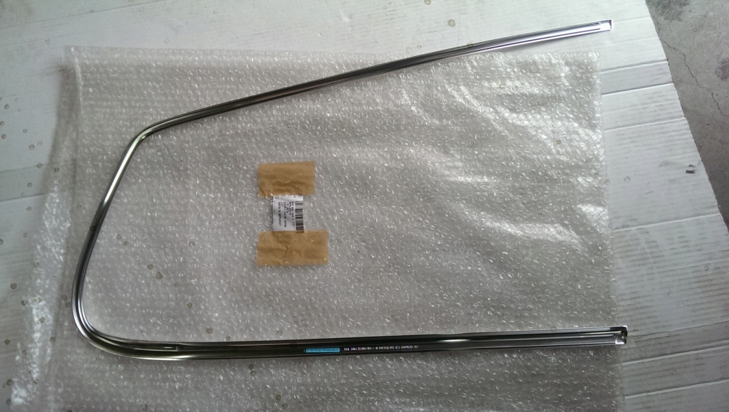 фото №5, Молдинг стекло le задняя vw passat b7 kombi 3af853345d