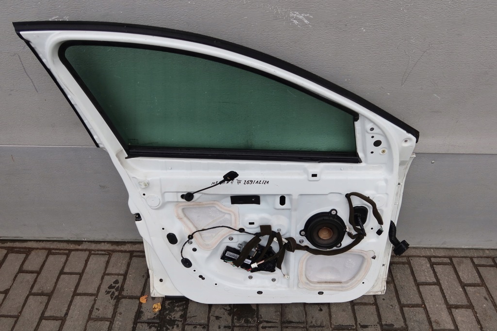 фото №10, Дверь левый перед megane iii hb