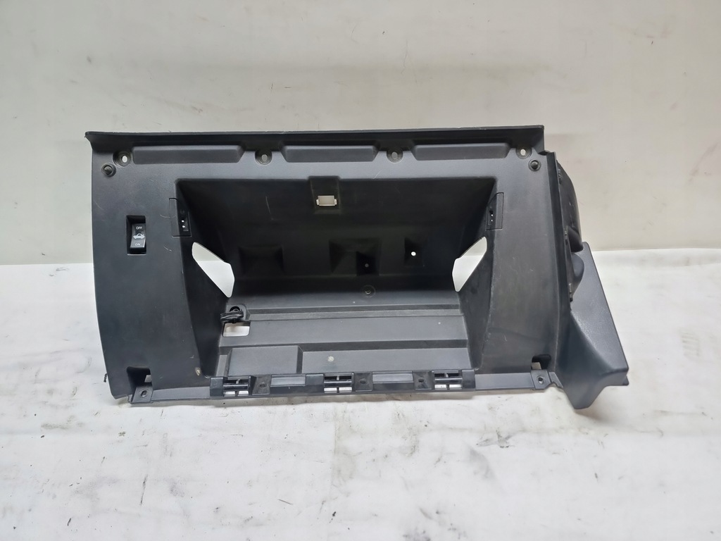 фото №1, Nissan gtr gt-r r32 ниша бардачок пассажира