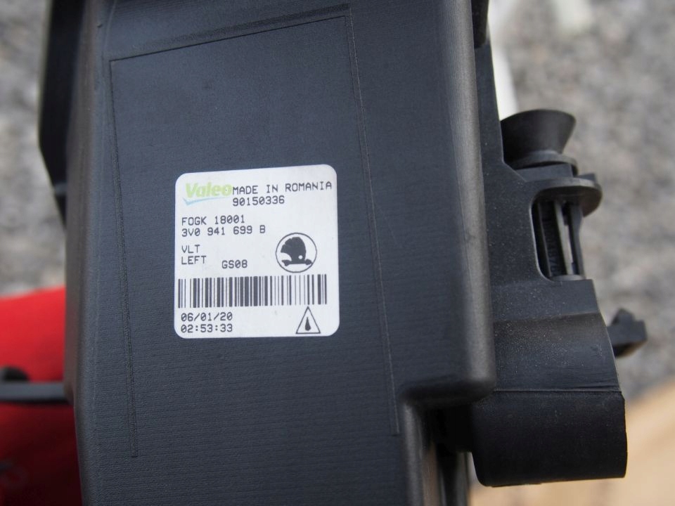 фото №4, Skoda superb 3 противотуманная фара левый led fl lift 19r 3v0941699b