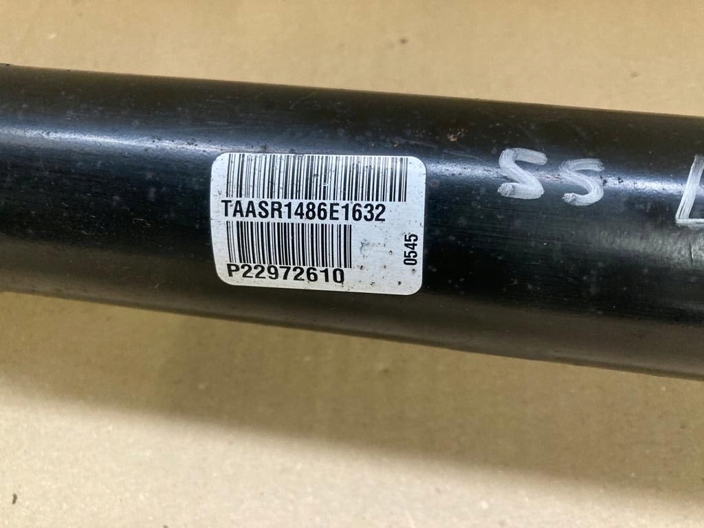 фото №2, Chevrolet camaro ss 2016+ привідний вал półośka ліва задня