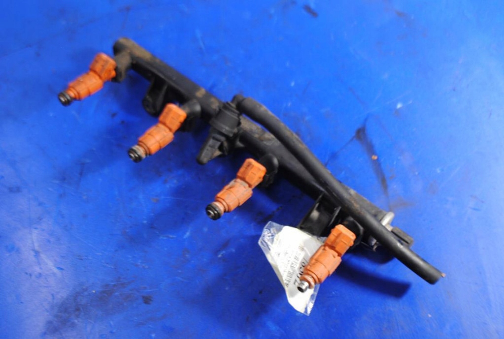 фото №1, Alfa romeo 156 2.0 16v молдинг упорскування 0280155769