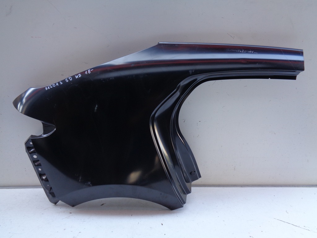 фото №1, Крила правий задній mazda 3 19- hb