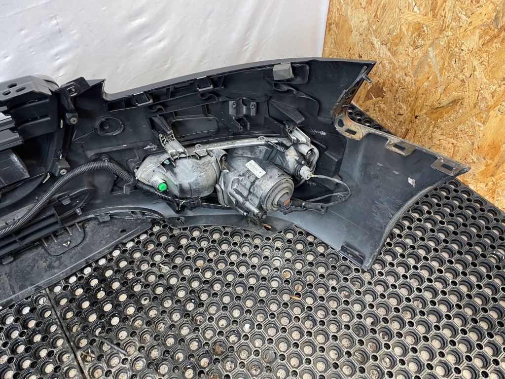 Бампер перед передній протитуманна фара решітка радіатора peugeot 508 1 код лакофарбового покриття: eehd 2010- Доставка