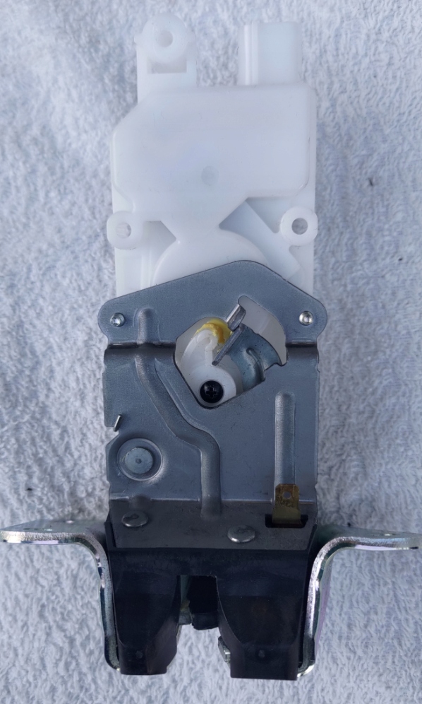 фото №1, Mitsubishi outlander asx замок крышки задняя центральный