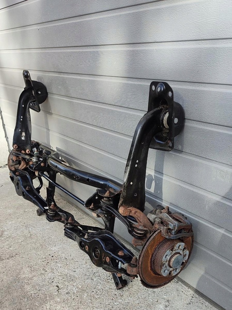 фото №5, Audi a3 8y подвеска балка задняя 1.5 tsi 5q0505315g