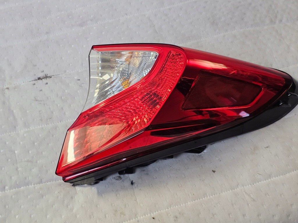 фото №1, Лампа фара задняя задняя правая правый toyota chr c-hr 81550-f4010 r509