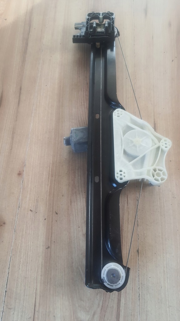 фото №7, Механизм подъёма стекло с двигателем porsche panamera 971