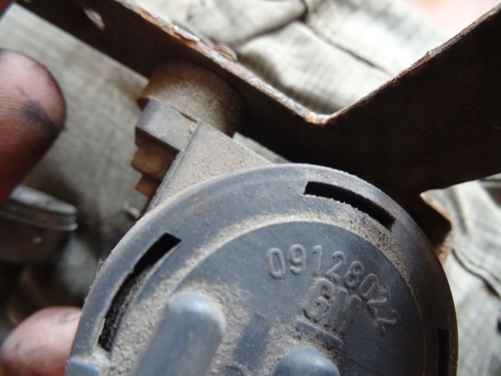 фото №5, Vectra c 2.0d 03' sed клапан вакуумa 09128022