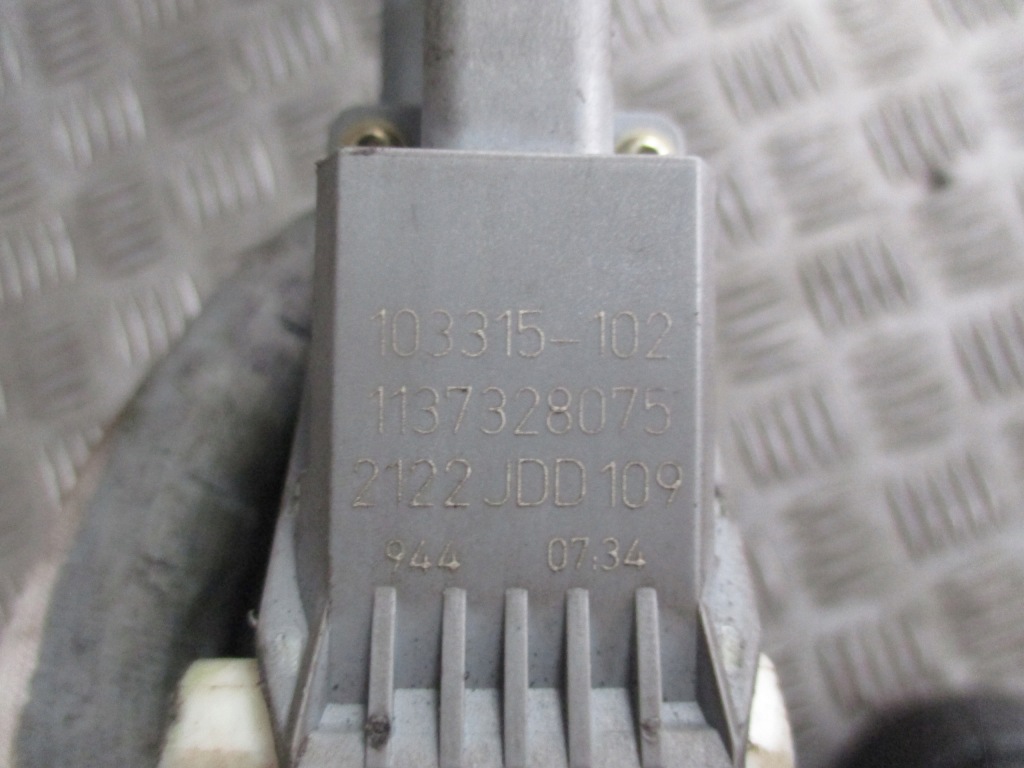 фото №9, Моторчик стекло задняя правый citroen c5 01-04