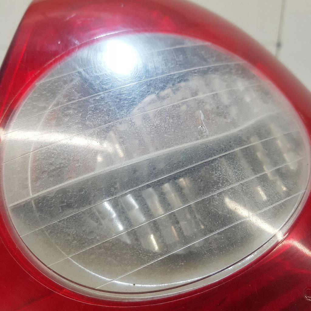 фото №2, Лампа правая задняя renault clio 2 lift