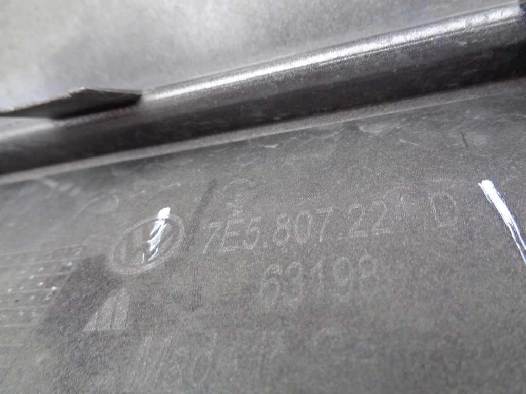 фото №10, Бампер передній vw t6 multivan 7e 7e0 15- nr 47991