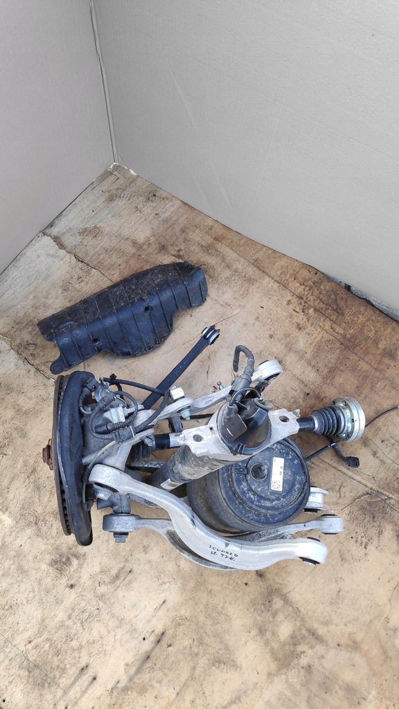 фото №14, Поворотний кулак ступиця важелі амортизатор лівий задня volkswagen touareg iii 4m4616001c