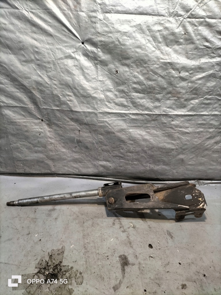 фото №16, Болт кріпильна важіль правий перед nissan interstar 2.5dci 7700308893 a