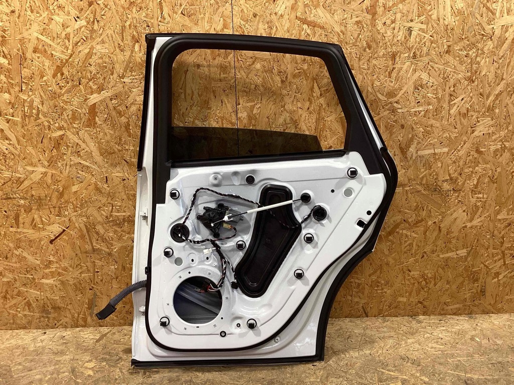 фото №7, Porsche macan gts 23- 95b833312a дверь правое задняя 95b833022grv