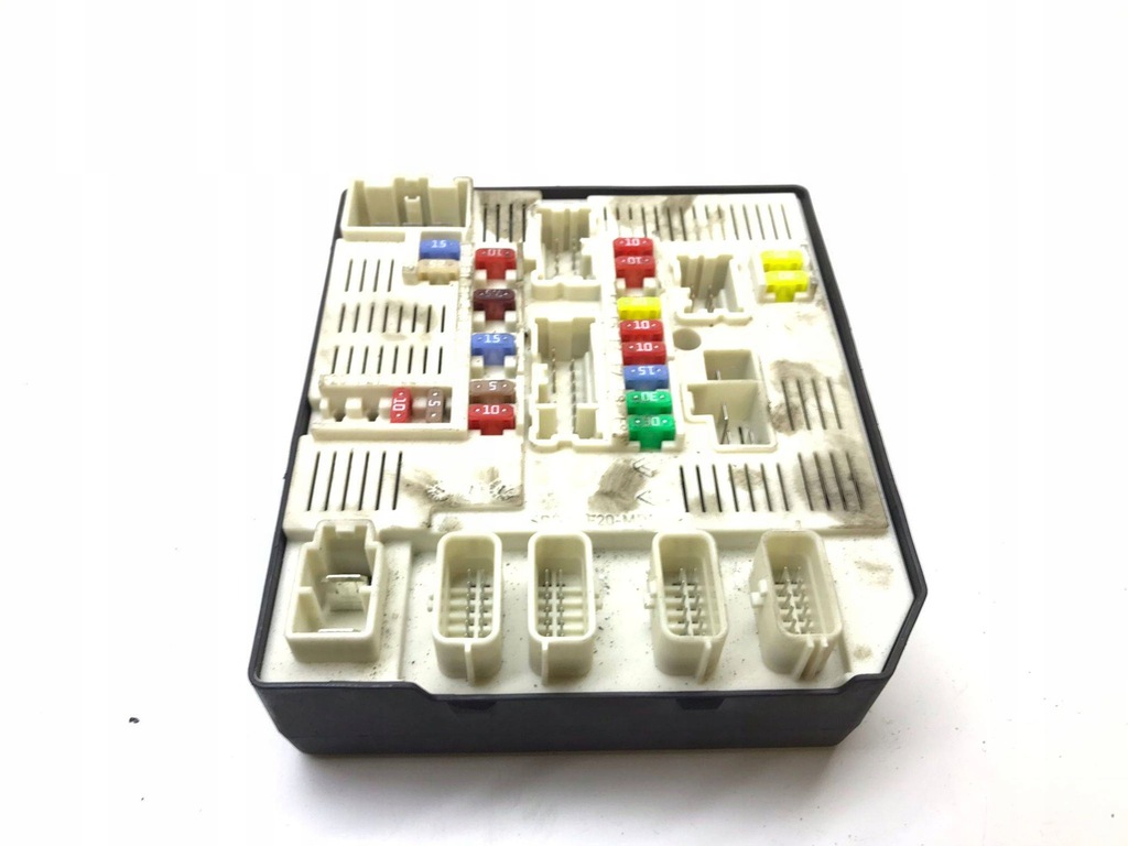 фото №1, Renault laguna iii 2013 рамка / модуль предохранителей