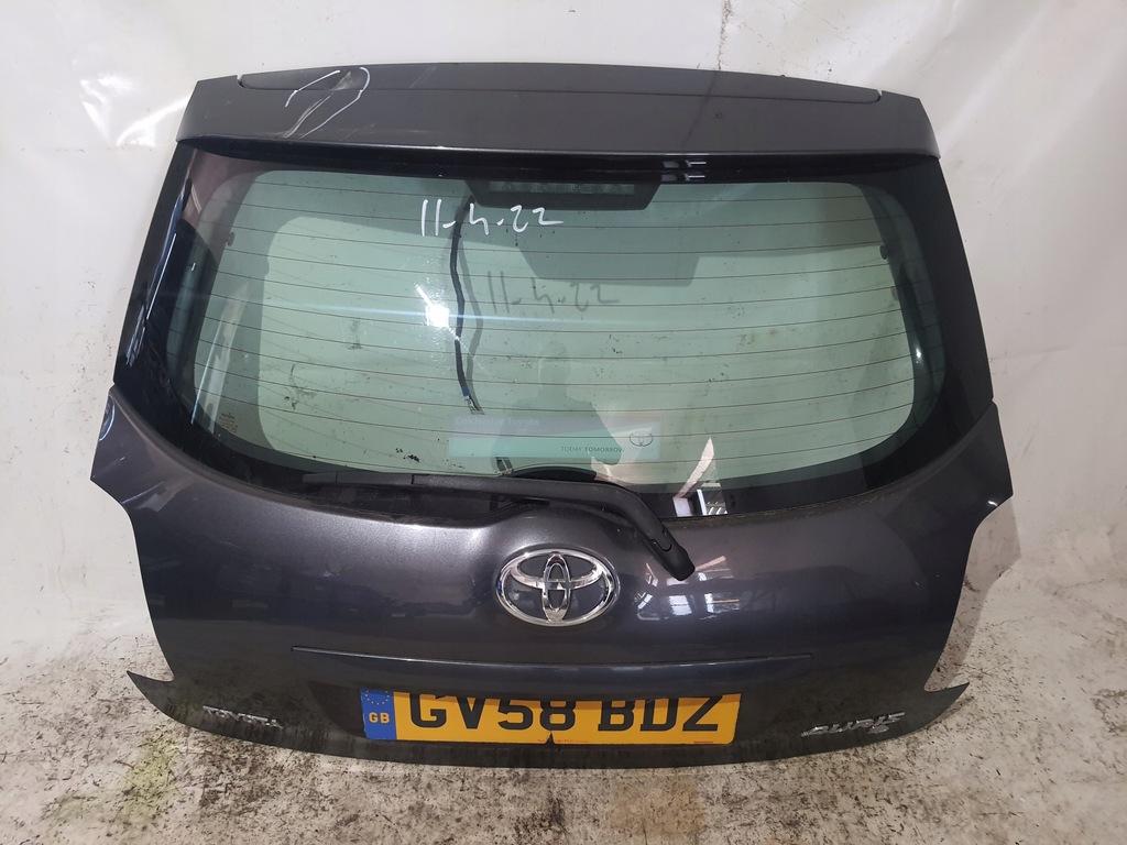 фото №1, Toyota auris i 06-09 1g3 кришка багажника задня