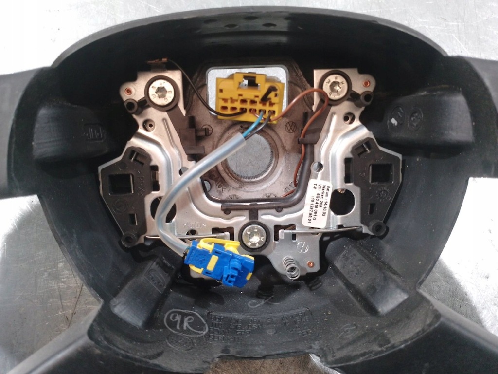 фото №7, Воздуховод с подушка vw polo 9n 6q0419091g 1t0419091 6q0880201k 1.4 16v