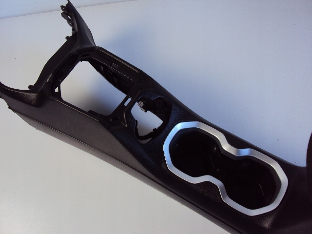 фото №6, Подлокотник туннель jeep renegade 1.4 tb 2017 r