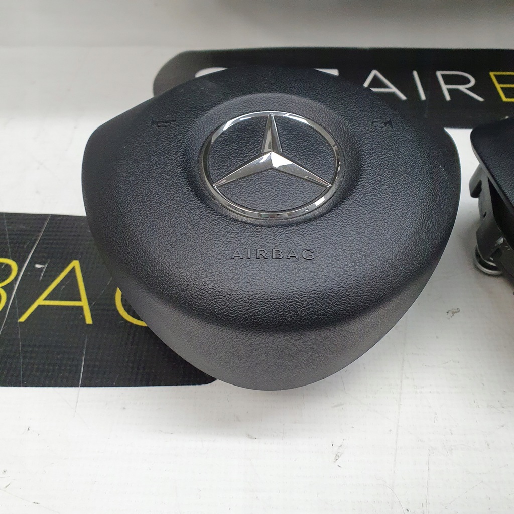 фото №7, Оригінальна консоль середня mercedes-benz a w176