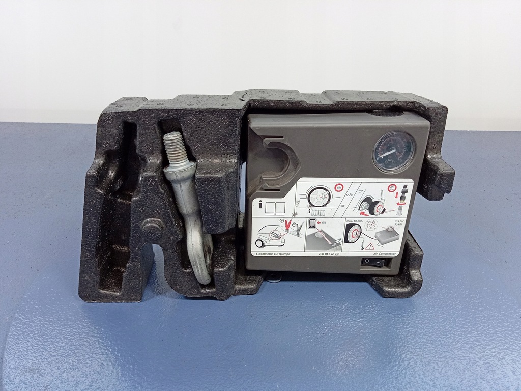 фото №1, Cayenne ii 7p5 пенополистирол багажника компрессор