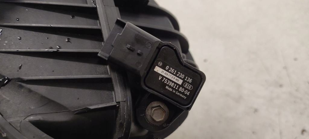 Колектор впускний  mini r56 1,6 vti в Україні