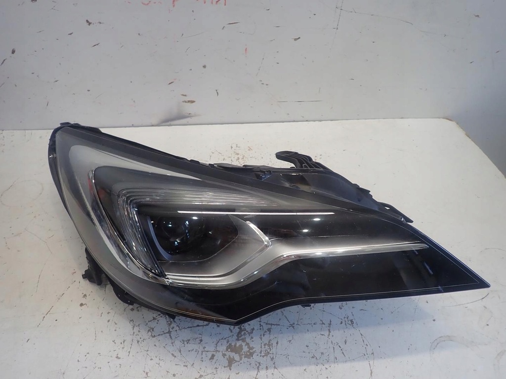 фото №1, Лампа перед правая opel astra v k 2016- full led