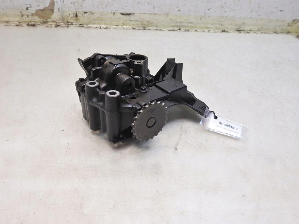 фото №3, Насос оливи масляна renault latitude 2.0 dci 8200345757
