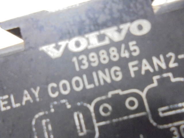 Купити Volvo 850 модуль вентиляторів радіатора 1398845 2,5