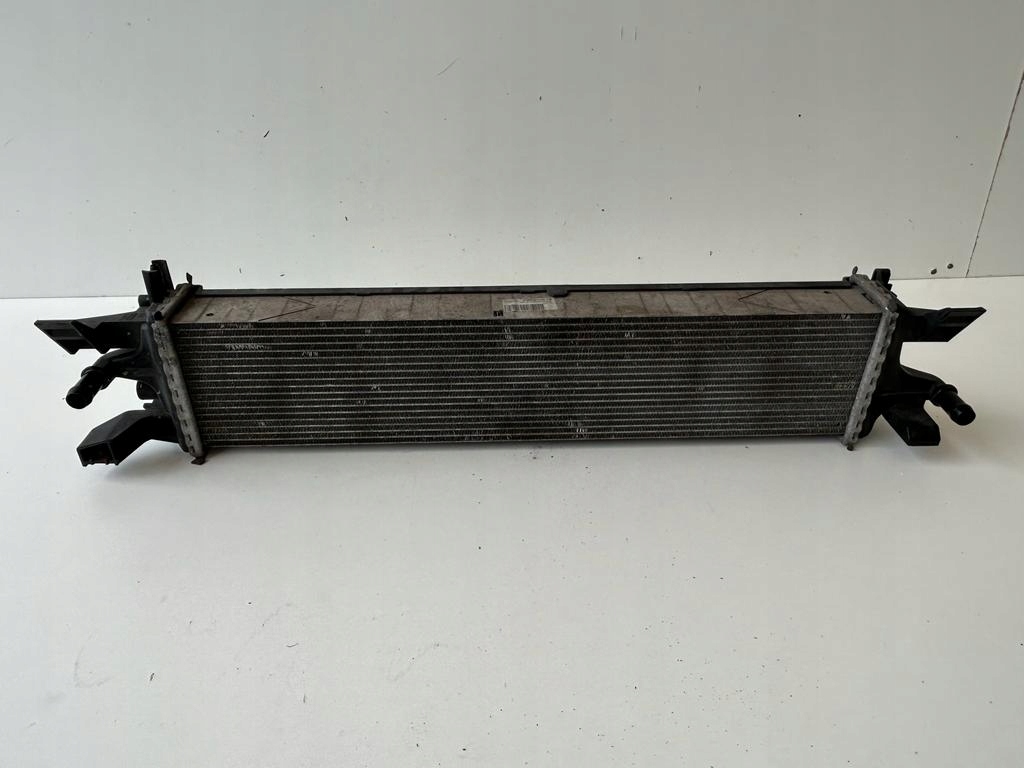 Купити Ford kuga mk2 c-max інтеркулер f1f1-8d048-ab