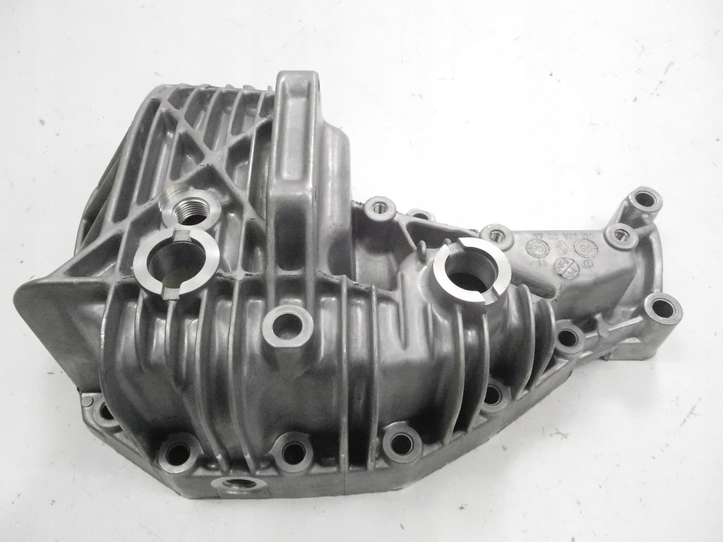 фото №10, Корпус коробки передач renault trafic 7701465584