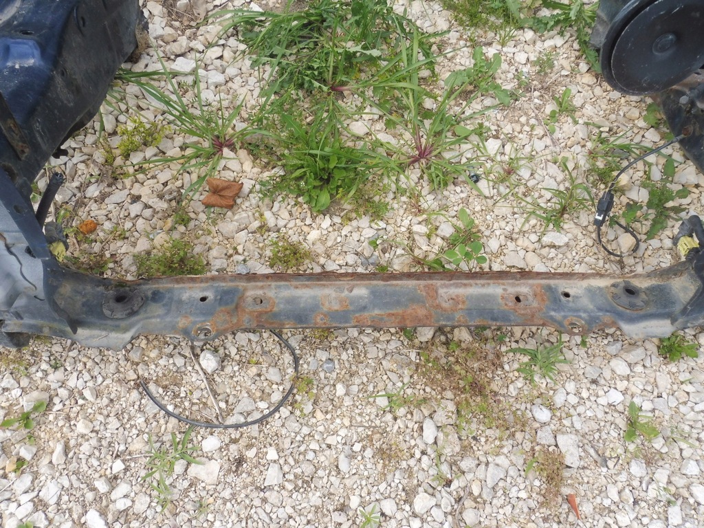 фото №3, Toyota yaris verso ii pas передний