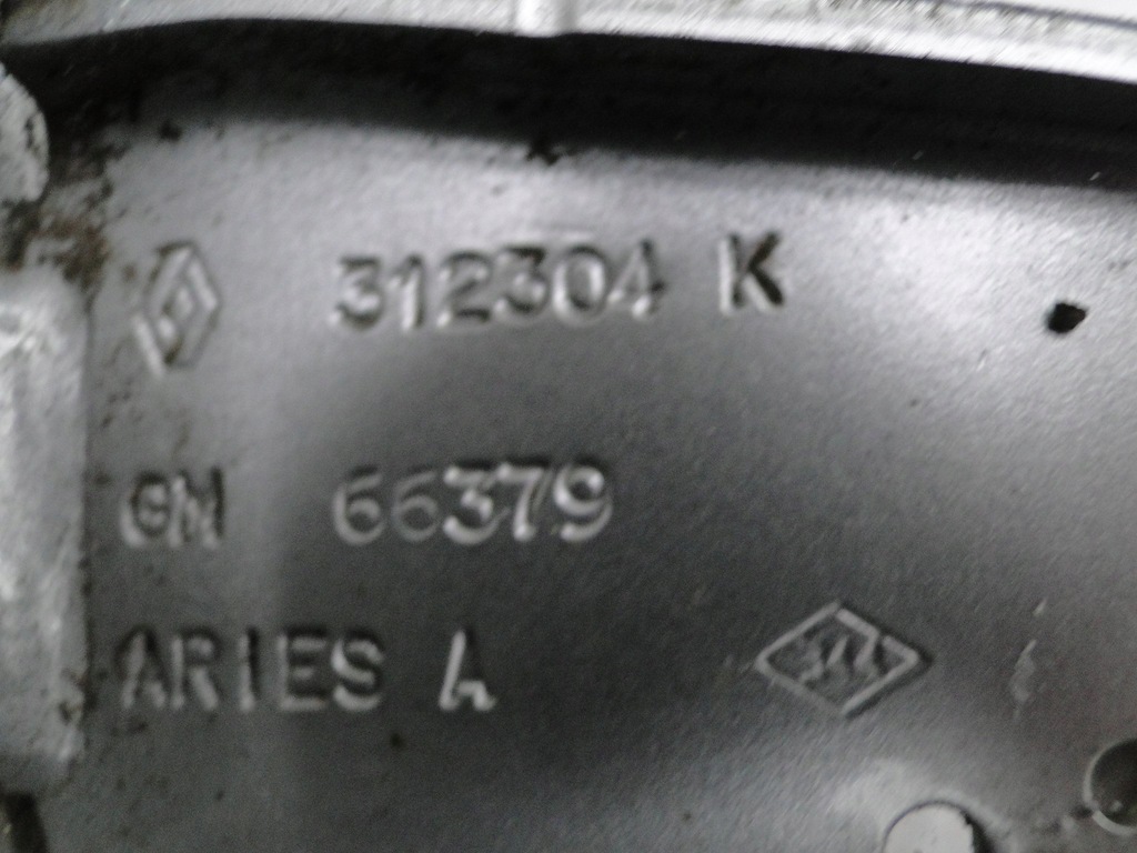 фото №4, Петлі двері trafic vivaro primastar задня na боки