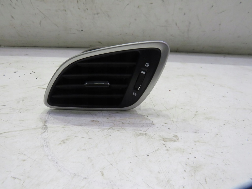 фото №1, Решётка обдув правая suzuki baleno ii